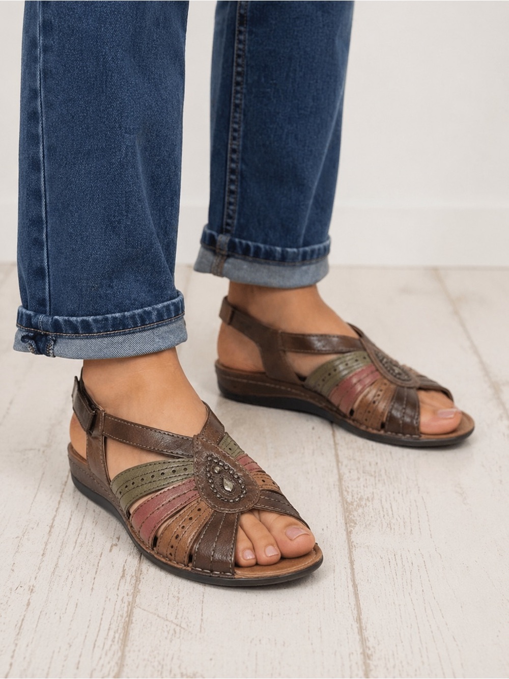 Earth Origins Brown Multicolor Leather Bohemian Sandals